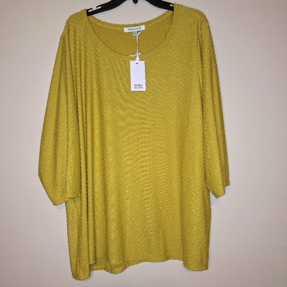 A Rose and Olive mustard yellow 3/4 sleeve Swiss dot top in a size 3X. NWT